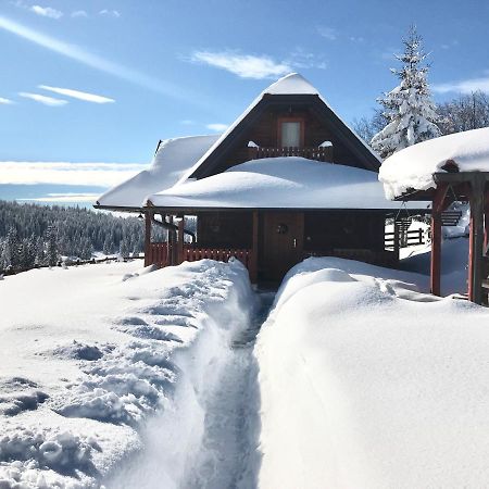 Holiday Home Perduh Sekulic Ngoại thất bức ảnh